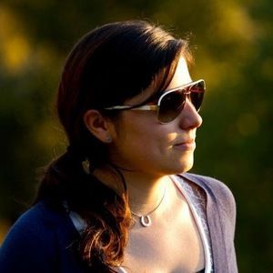 Meet your Posher, Elisa